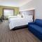 Holiday Inn Express & Suites - Tulare, an IHG Hotel