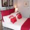 84 on Fourth Guest House