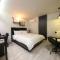 Avenue Hotel