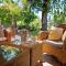 Oak Tree Lodge