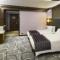 New World Millennium Hong Kong Hotel