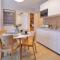 Apartamenty na Wyspie - Zdrojowa 24-26 - Parking - 斯维诺乌伊希切