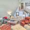 Lake Martin Cabin with Luxury Dock and Kayaks! - Eclectic