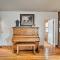 Farmhouse in Country Setting Near Gravity Hill