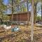 Riverfront Getaway with Treehouse, Fire Pit and Deck! - Mammoth Spring