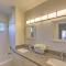 North Tucson Home with Patio by Catalina State Park!