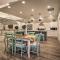 Chic Farmhouse with Creek in Heart of Wine Country!