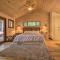 5 Mi to Hiking Custom Cabin with Deck in Arnold! - أرنولد
