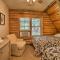 5 Mi to Hiking Custom Cabin with Deck in Arnold! - أرنولد
