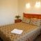 Rosewood Court Motel