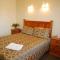 Rosewood Court Motel