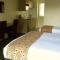 Quality Suites Amore