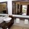 Tanoa Waterfront Hotel