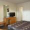 Colonial Inn Motel