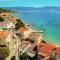 Studio Apartments Cavrak with Terrace