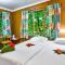 Beachcomber Island Resort