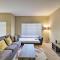Condo with Pool Access, 5 Mi to Tempe Diablo Stadium - 坦培