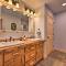 Rustic 3-Story Pittsburg Cabin with Lake and Mtn Views - Pittsburg