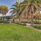 Updated Apartment Walking Distance to Venice Beach