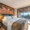 Paradiso Apartment with Private Jacuzzi and Terrace
