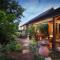 Cattanis Riverside Home
