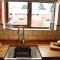 Blashford Manor Farmhouse - The Shetland Cottage