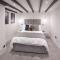 Host & Stay - Burns Yard Apartment
