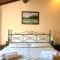 2-BR 1 bath abode with 2 AC units in the Chianti hills!