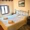 2-BR 1 bath abode with 2 AC units in the Chianti hills