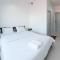Munruk Hostel - Prachuap Khiri Khan