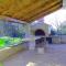 House Pool House Lake by the sea