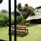 Honeybed Lodge Honeybed Lodge
