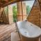 Mamasan Treehouses & Cabins