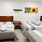 40 Amigos Hotel