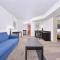Holiday Inn Express Hotel & Suites Mooresville - Lake Norman by IHG - Мурсвілл