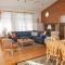 40399 Beachcomber Rd Home