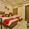 Hotel Kamran Palace - Ахмедабад