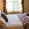 Juliet Cottage, late Georgian treasure, charming, cosy and historic, only a short walk to Alnwick Castle