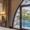 Zabeel Saray Royal Residences Lagoon Villa - Dubai