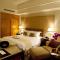 THE LEES Hotel
