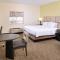 Candlewood Suites Winchester, an IHG Hotel - وينشستر