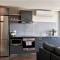 6 on Clifton - Spacious 2 bedroom apartment