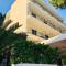 Hotel Garisenda B&B - in Centro a Riccione -