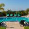 Villa Coral Bay View, walking distance to the beach!