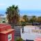 Superlative apartment with spectacular ocean views