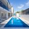 All Saints Suites B&B Kastela