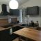 Chambre avec tout le confort d'un appartement photo 23