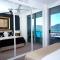 301 Harbour View
