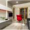 InPoint Main Station&Old Town Suites