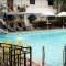 Clarkton Hotel Apartment